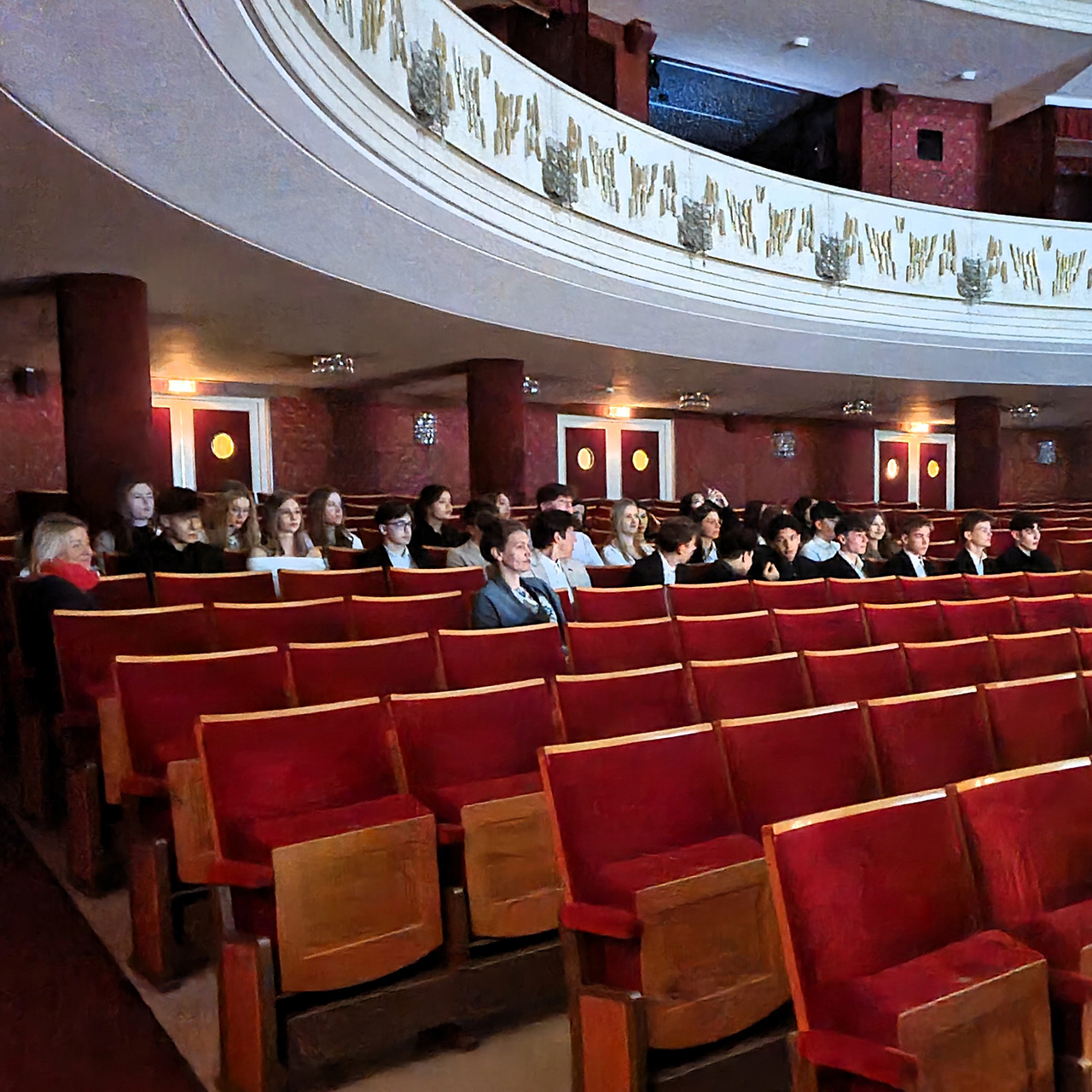 Theaterbesuch HAK 10